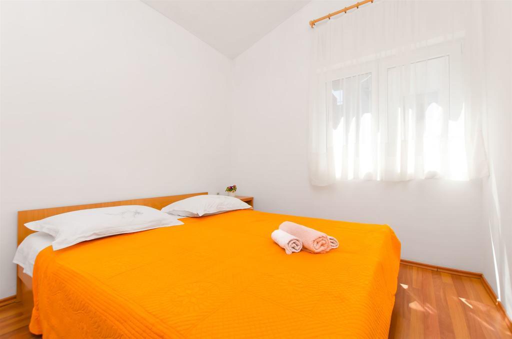 Apartments Tomislav Buitenkant foto